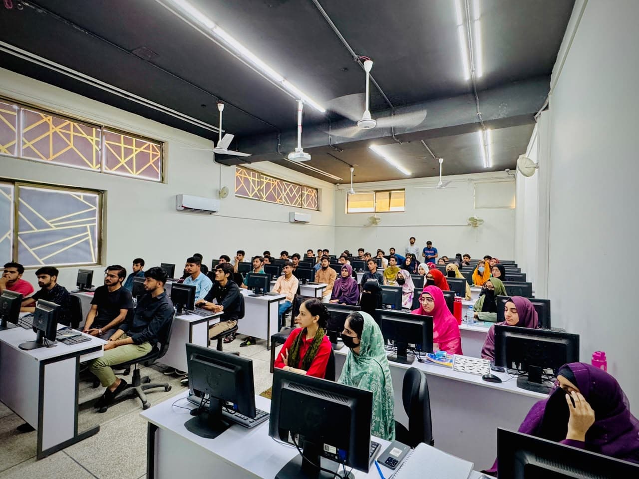 IEEE CS Superior University activity 1